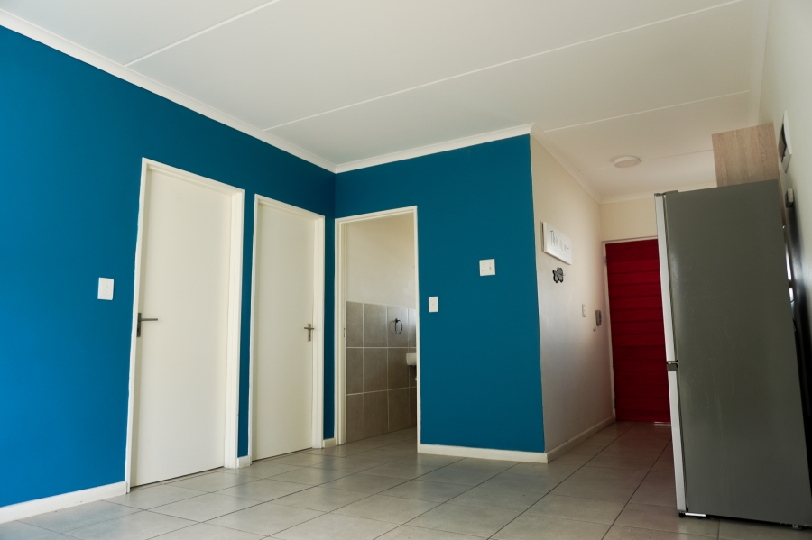 2 Bedroom Property for Sale in Cravenby Western Cape